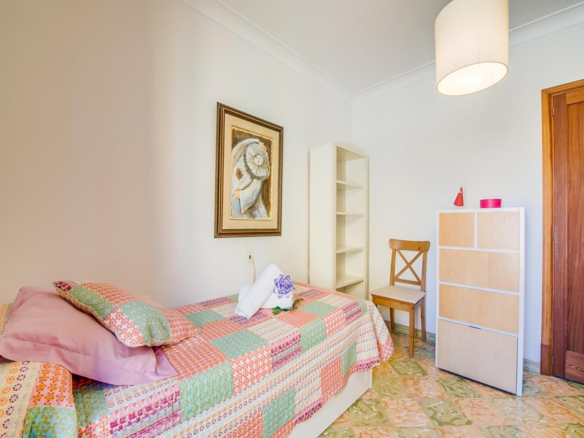 Apartment 3-bedroom In *